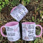 Amigas Não a gente não é apenas amigas, nós somos irmãs - 2 Artes Avulsa Caneca