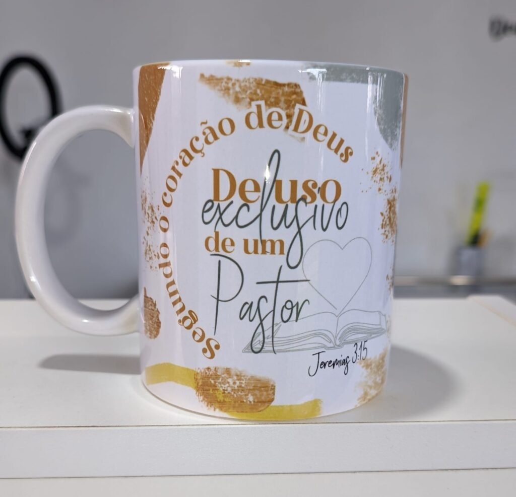 01-scaled-3 Pastor - Arte Avulsa Caneca (Adilson) - Imagem 1