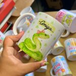 Amigas - Arte Avulsa Caneca (Abacaxi Sublimatico) - Imagem 3