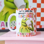 Outro lindo dia sem usar SENO, COSSENO E TANGENTE (Sapo Caco) - Arte Avulsa Caneca